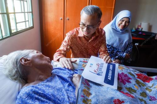 DATUK FAHMI FADZIL