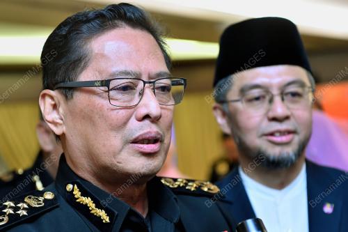 TAN SRI AZAM BAKI