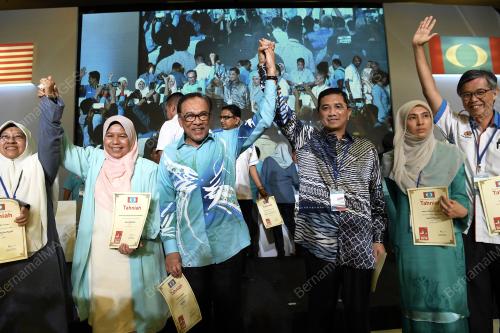 SG15_18112018_KONGRES_PKR