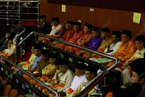 SG15_24012011_SIDANG