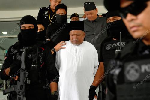 PEMIMPIN GISBH DISAMBUNG REMAN