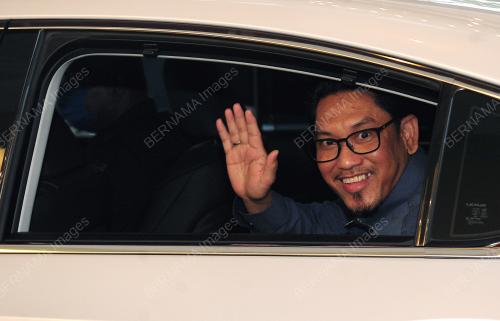 DATUK SERI AHMAD FAIZAL AZUMU