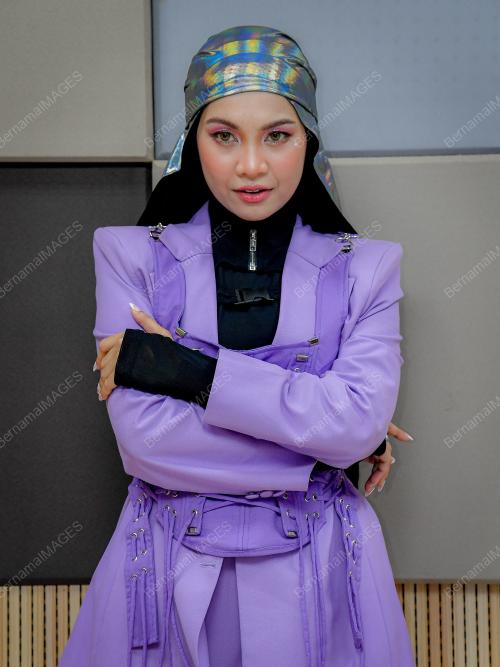 NABILA RAZALI LANCAR LAGU BAHARU BALAS BAIK