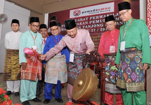 SG16_02082015_UMNO