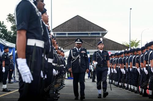 DATUK HUSSEIN OMAR KHAN