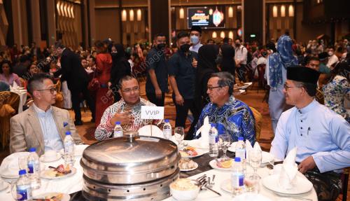 DATUK TENG CHANG KHIM