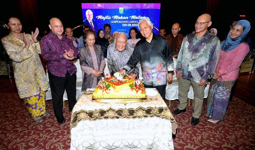 SG16_15112018_UITM_BN201811143612