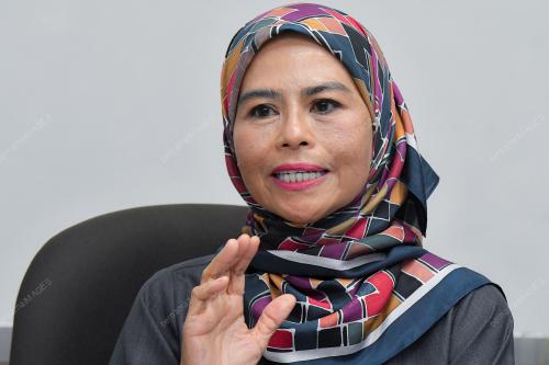 DATUK SERI NORAINI AHMAD