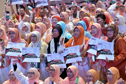 DATUK AIMAN ATHIRAH SABU