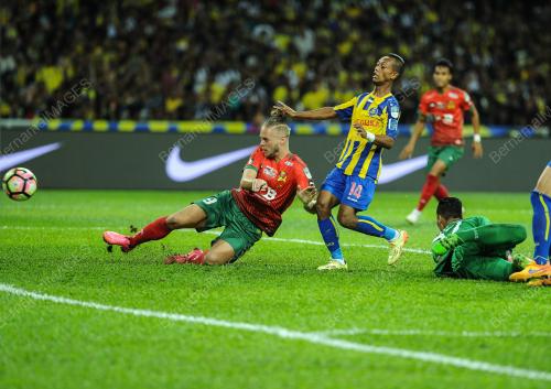 SG16_20052017_BOLA