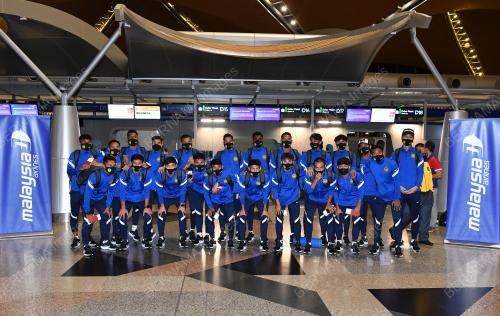 SKUAD BOLA SEPAK B-22 NEGARA
