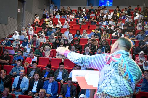 FORUM REFORMASI PENDIDIKAN DAN CABARAN MASA KINI