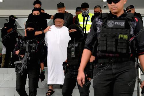 PEMIMPIN GISBH DISAMBUNG REMAN