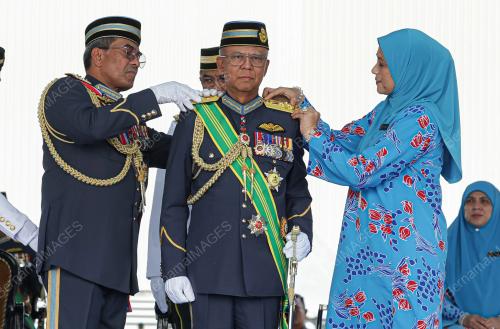 DATUK SERI MUHAMAD NORAZLAN ARIS