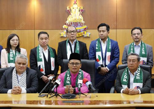 DATUK SERI AMIRUDIN SHARI