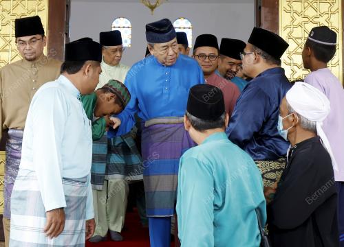 SULTAN SHARAFUDDIN IDRIS SHAH