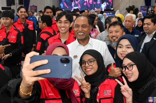 DATUK DR ZAMBRY ABD KADIR