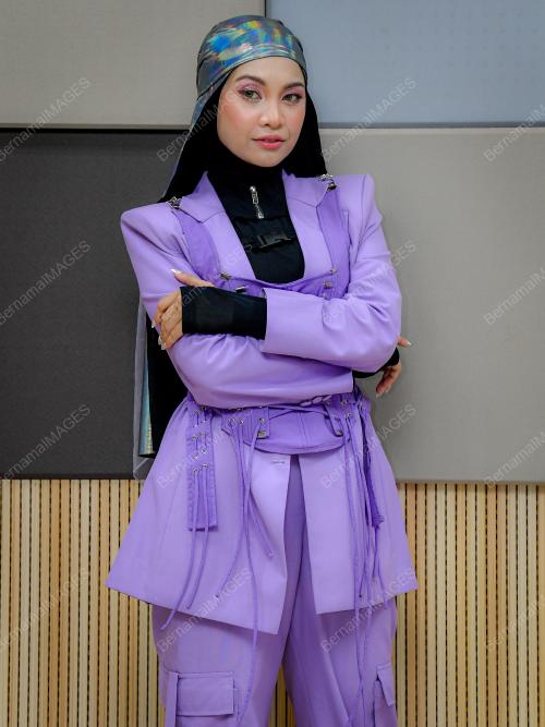 NABILA RAZALI LANCAR LAGU BAHARU BALAS BAIK