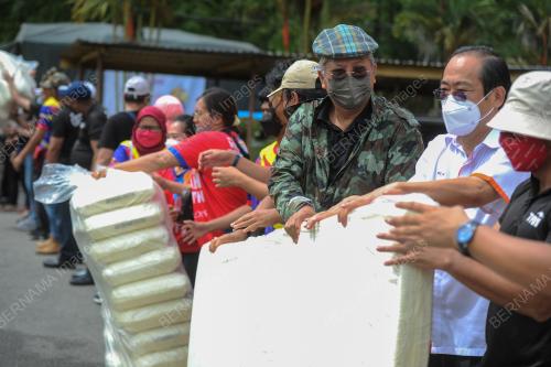 TAN SRI ANNUAR MUSA