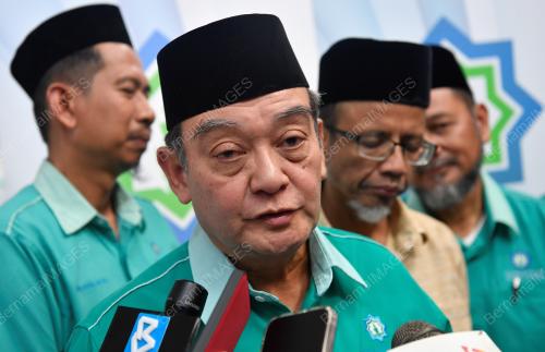 TAN SRI MAZLAN MANSOR