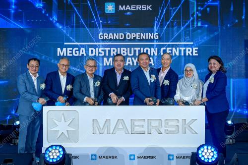 MAERSK'S MEGA DISTRIBUTION CENTRE