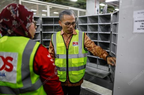 DATUK FAHMI FADZIL