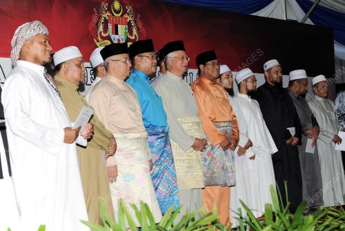 SG17_10072014_BERBUKA_RAKYAT