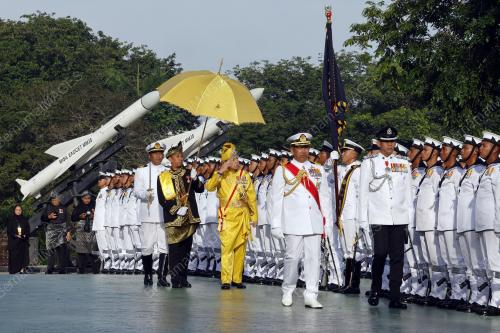 SULTAN SHARAFUDDIN IDRIS SHAH