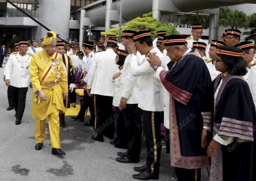 SULTAN SHARAFUDDIN IDRIS SHAH