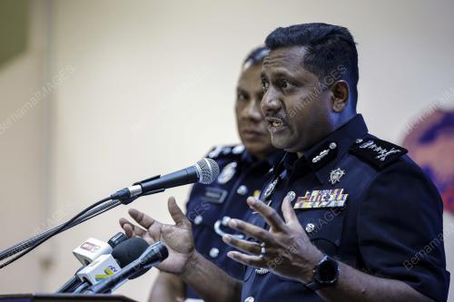 DATUK HUSSEIN OMAR KHAN