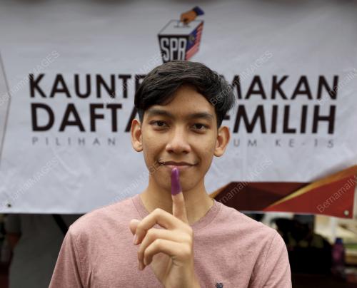 SALAM AHMAD SAIFUL HAYAZ