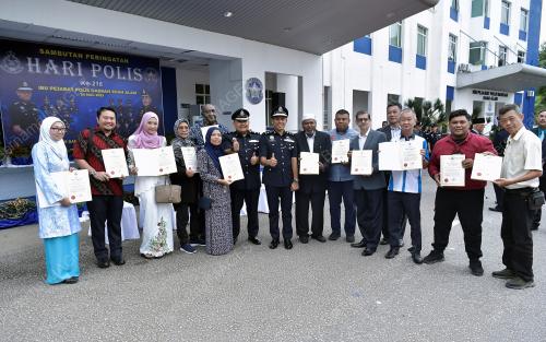SAMBUTAN HARI POLIS KE-216 DAERAH SHAH ALAM