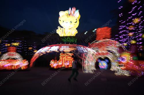 FESTIVAL TANGLUNG TAHUN BARU CINA