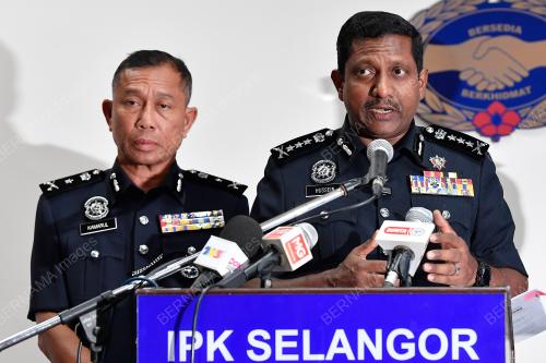 DATUK HUSSEIN OMAR KHAN