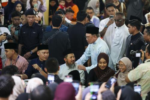 DATUK SERI ANWAR IBRAHIM