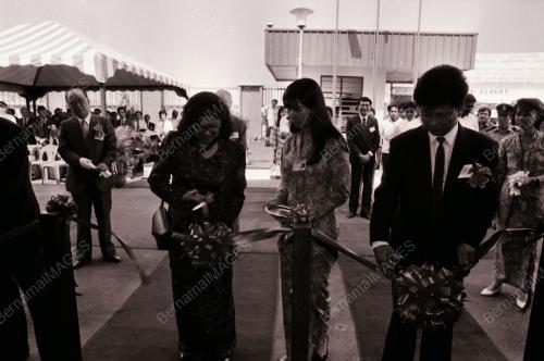 PEMBUKAAN KILANG BRIDGESTON ARMSTRONIC