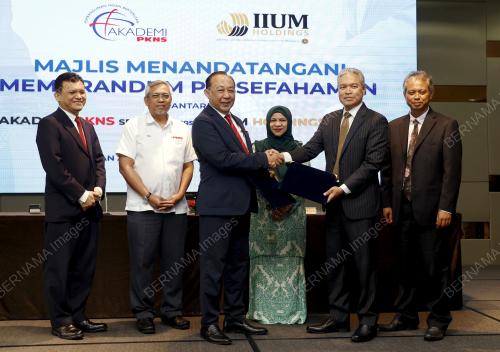 DATUK MAHMUD ABBAS