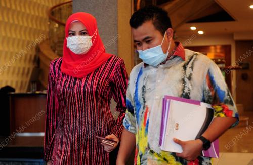 DATUK SERI RINA MOHD HARUN