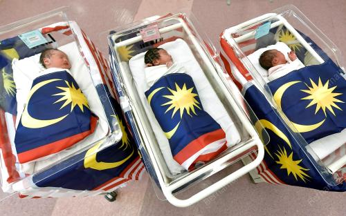 TINJAUAN BAYI MERDEKA