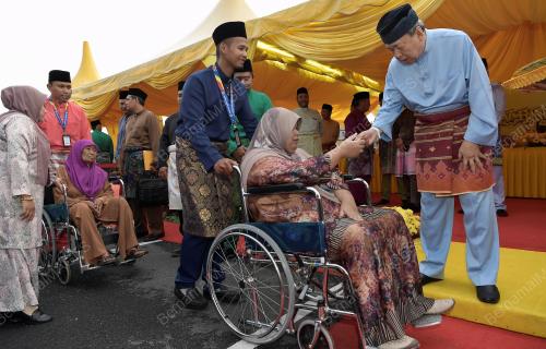 SULTAN SELANGOR SULTAN SHARAFUDDIN IDRIS SHAH