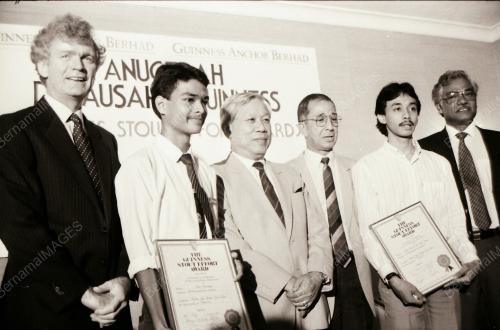 ANUGERAH DAYAUSAHA GUINESS