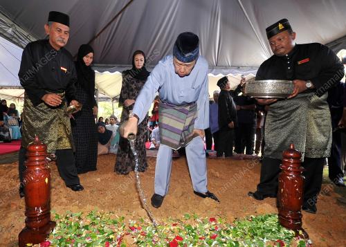 SG18_09092018_KEBUMI_BN201809087718