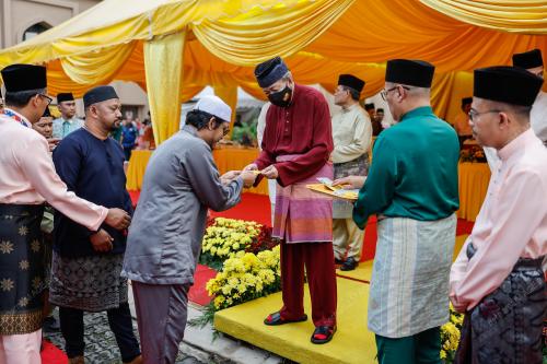 SULTAN SHARAFUDDIN IDRIS SHAH
