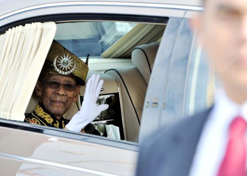SG18_12122016_AGONG
