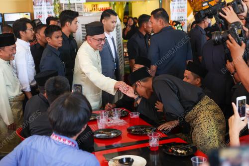 DATUK SERI ANWAR IBRAHIM