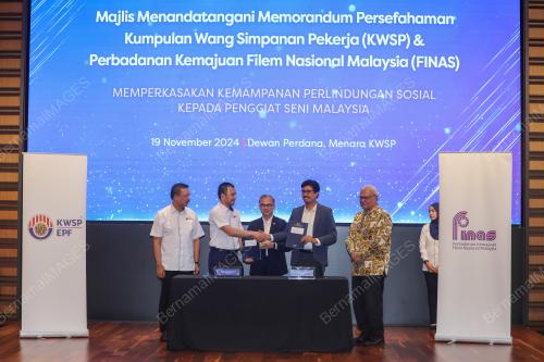 FAHMI FADZIL