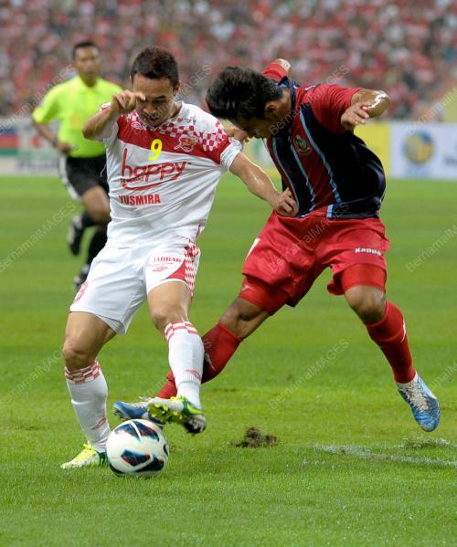 SG18_20102012_BOLASEPAK
