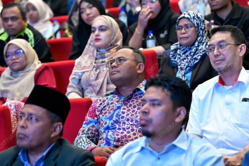 FORUM REFORMASI PENDIDIKAN DAN CABARAN MASA KINI