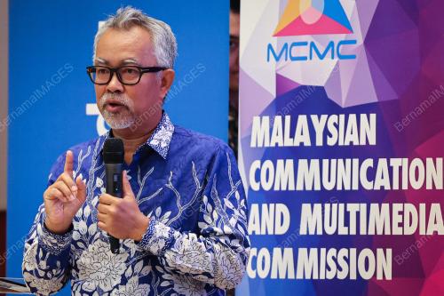 DATUK IDHAM NAWAWI