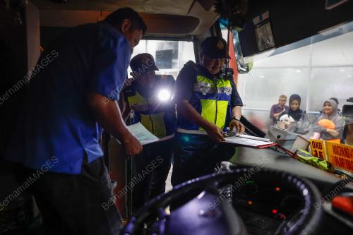OPS TAHUN BARU CINA 2025